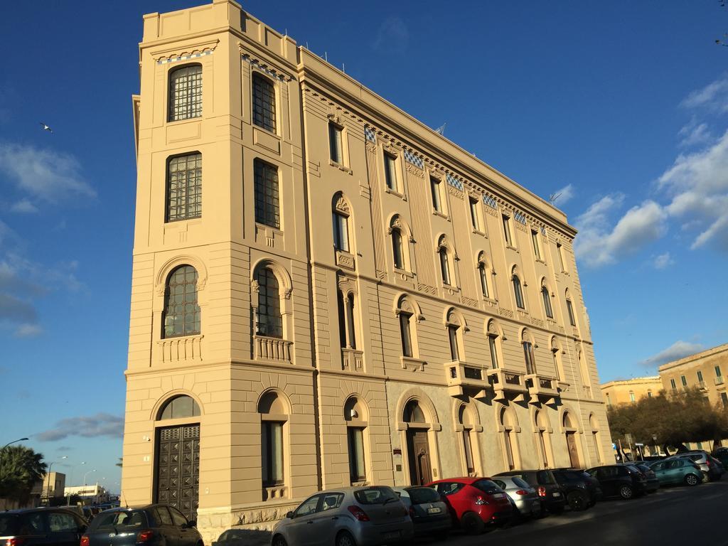 トラーパニ Il Bastione Duca D'Aosta Bed & Breakfast エクステリア 写真
