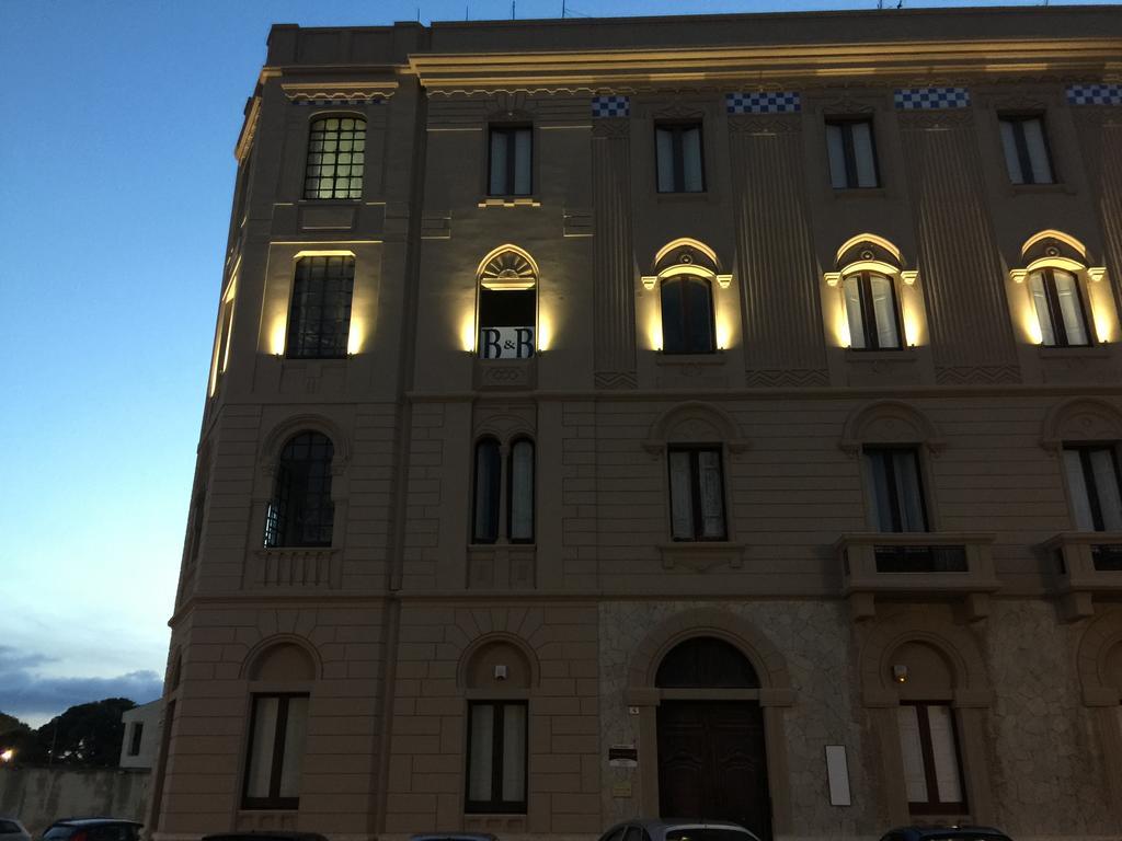 トラーパニ Il Bastione Duca D'Aosta Bed & Breakfast エクステリア 写真
